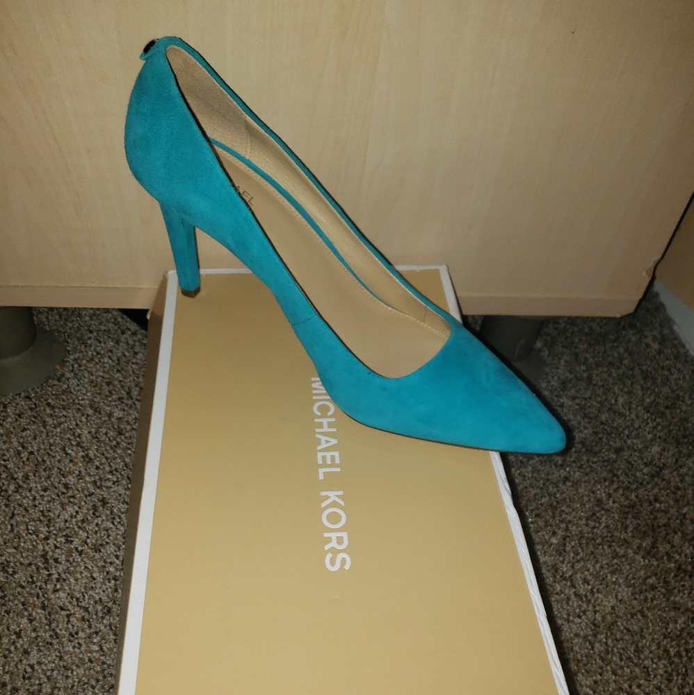 Michael Kors Dorothy Flex pump